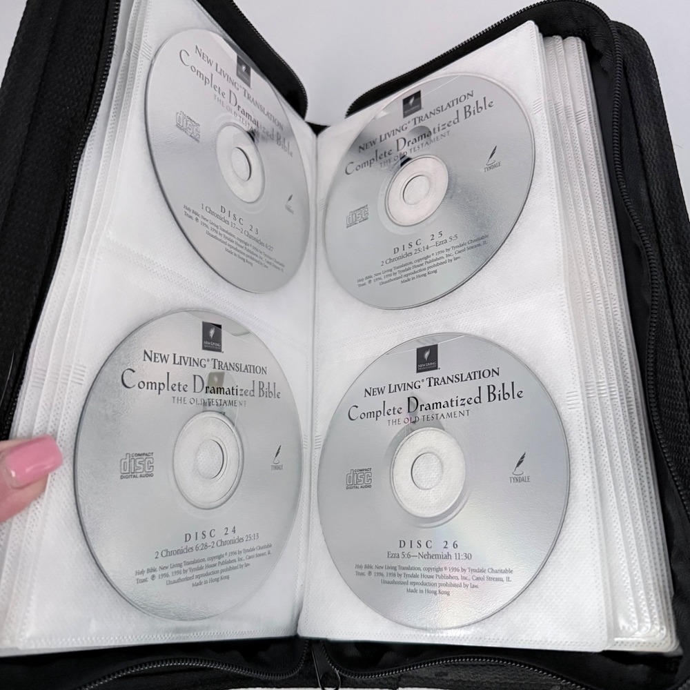 Tyndale New Living Translation Complete Dramatized Bible 61 CD Set NLT Audio